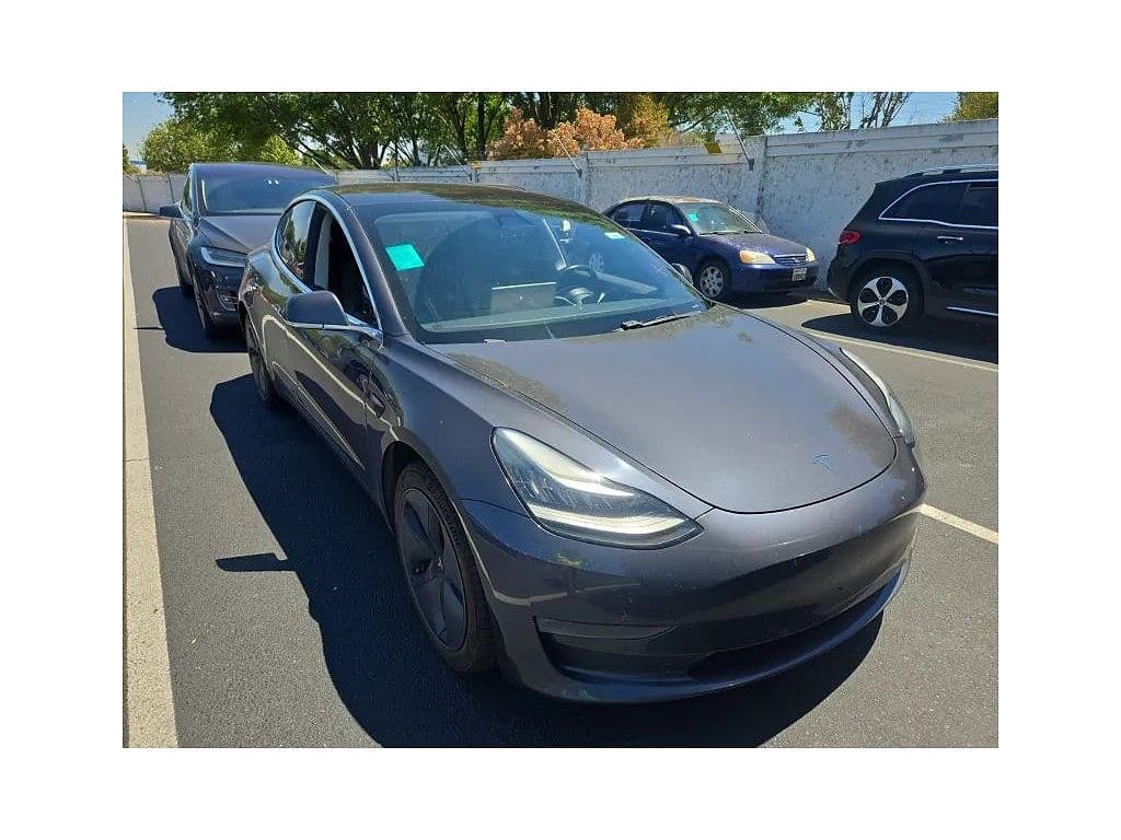 2018 Tesla Model 3 photo 1